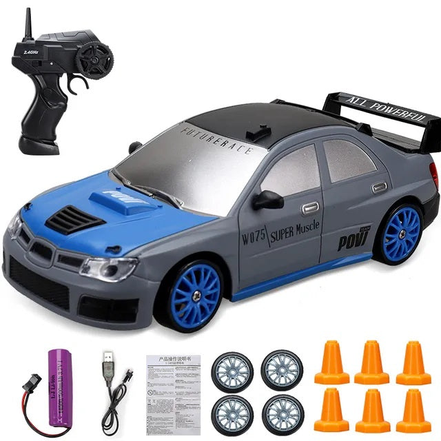 Mini carro de drift a control remoto + Kit de conos y llantas